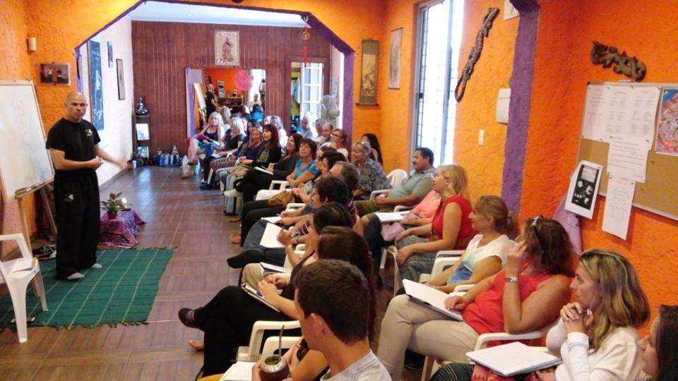 12795446-1707818222764775-4923952238056094146-n